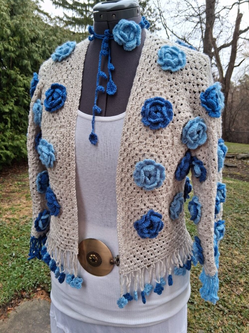 BOHO Blue 3D Floral Fringe Granny Square Sweater and Rose Wrap Choker M/L - Picture 7 of 11